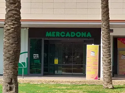 Mercadona Avenida Granada, s/n (c.c. Vega Plaza), Molina de Segura