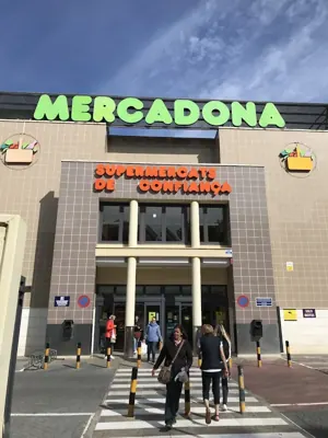 Mercadona Calle Joan Miró, 4, Palma