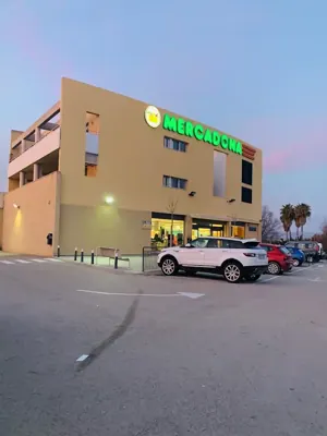 Mercadona Calle Samil, 25 (sal. 10 Autovía Llevant), Palma