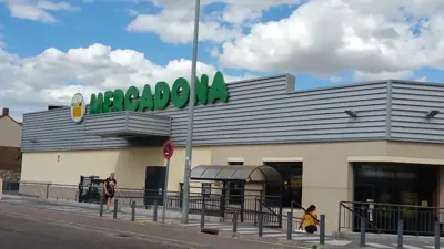 Mercadona Calle Lago del Retiro, 5, Parla