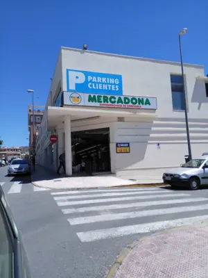 Mercadona Calle Julio Román, 9, Petrer