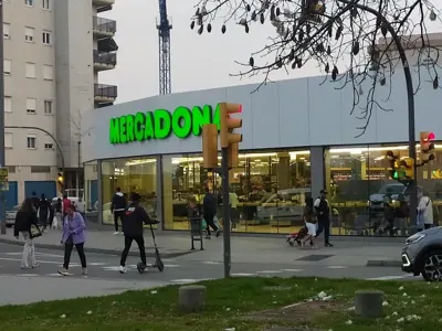 Mercadona Avenida de Maria Fortuny, 68, Reus