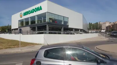 Mercadona Avenida Castellbisbal, 58, Rubí