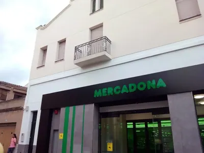 Mercadona Calle Blasco de Garay, 31, Sabadell