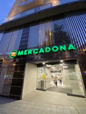 Mercadona Avenida Villamayor, 31, Salamanca