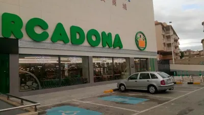 Mercadona Calle Avda. Maribel Lopez Perez-Ojeda, 39, Santa Pola
