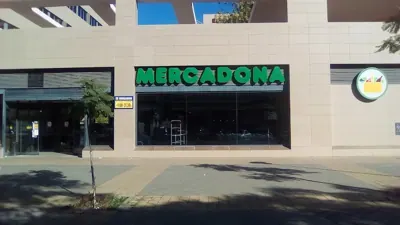Mercadona Avenida de las Ciencias, s/n, Sevilla