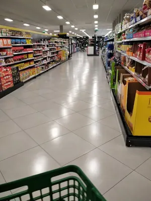 Mercadona Avenida Parsi, 21, Sevilla