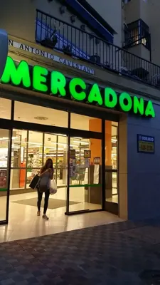 Mercadona Calle Juan Antonio Cavestany, 19, Sevilla