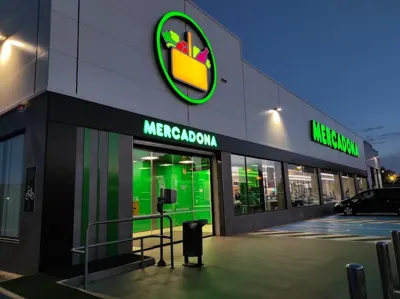 Mercadona Carretera de Su Eminencia, 18, Sevilla
