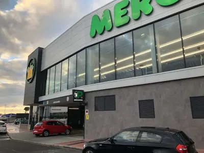Mercadona Calle Ignacio Ellacurría Beascoechea, 2, Telde