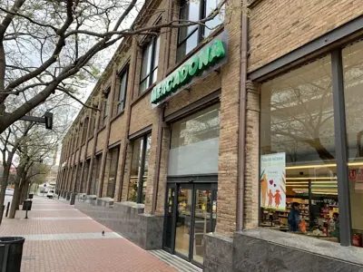 Mercadona Calle Galileo, 303, Terrassa