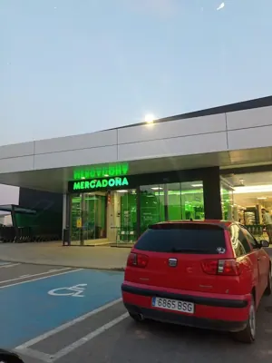 Mercadona Calle San Fernando, 19, Utiel