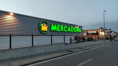 Mercadona Carretera Desant Hipolit, s/n, Vic
