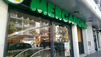 Mercadona Calle Josep Coroleu, 137, Vilanova i la Geltrú