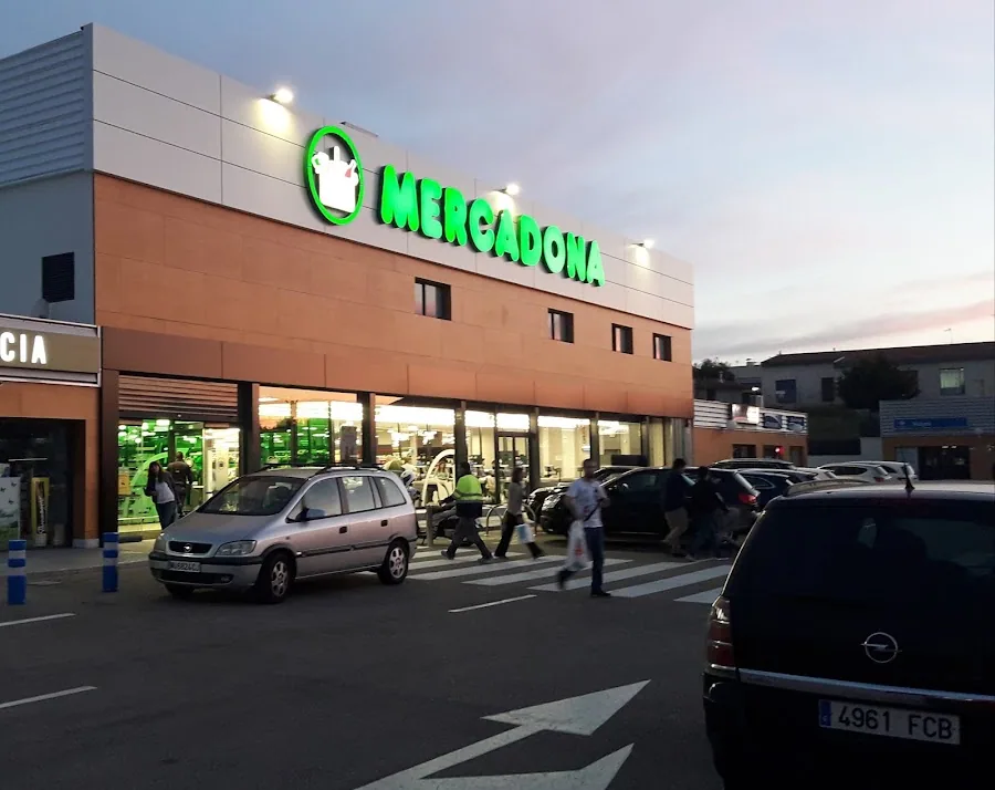 Supermercado Mercadona en Avenida Picos de Europa, s/n (esparragal), Murcia