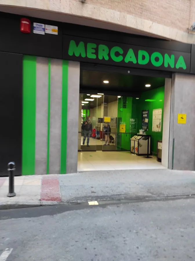 Supermercado Mercadona en Paseo Florida Blanca, 4, Murcia