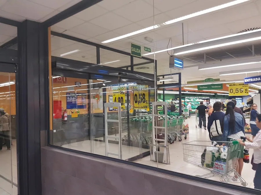 Supermercado Mercadona en Calle Sta. Cecilia, s/n, Paterna