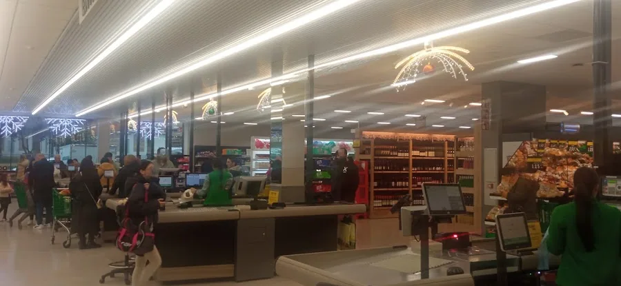 Supermercado Mercadona en Avenida Sarmiento Rivera, 16, Ponteareas