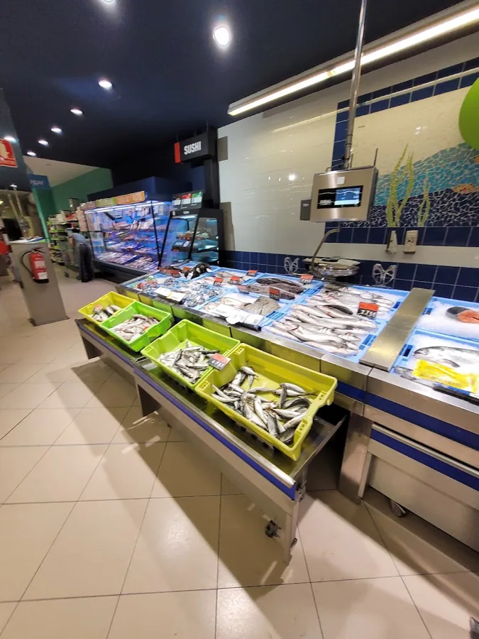 Supermercado Mercadona en Calle Almazara, s/n, Rincón de la Victoria