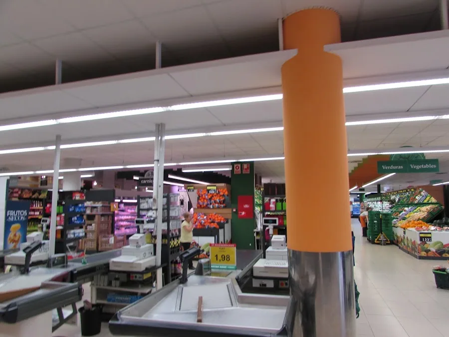 Supermercado Mercadona en Calle Juan Ramón Jiménez, 2, Salobreña