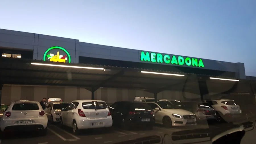 Supermercado Mercadona en Calle Puput, 51, San Antonio de Benagéber
