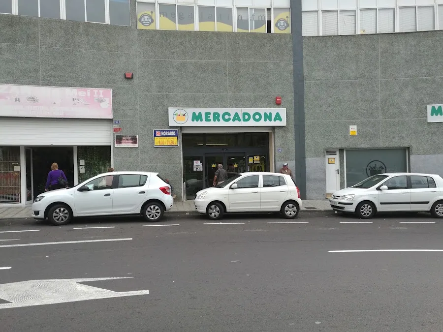 Supermercado Mercadona en Avenida los Majuelos, 59, San Cristóbal de La Laguna