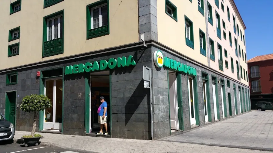 Supermercado Mercadona en Calle 6 de Diciembre, 5, San Cristóbal de La Laguna
