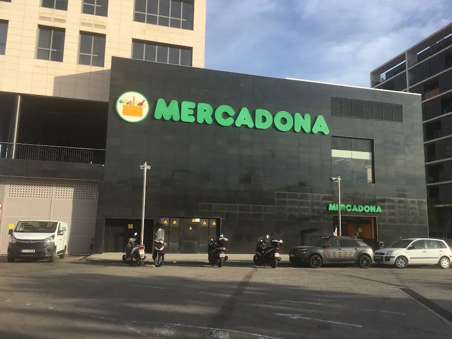 Supermercado Mercadona en Calle Fontsanta, s/n, Sant Joan Despí