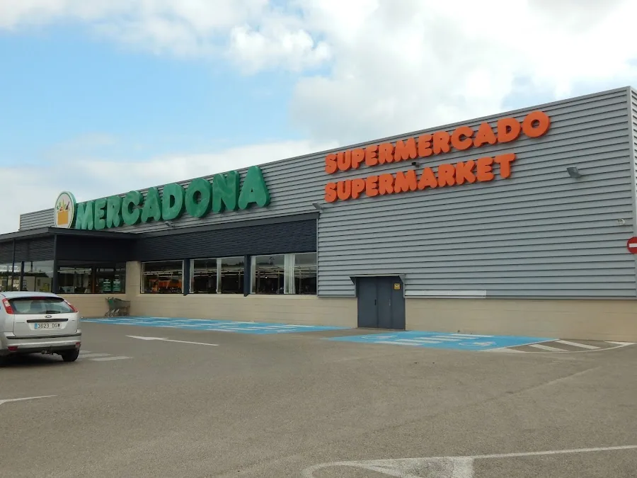 Supermercado Mercadona en Avenida Des Bon Temps, 5, Sant Llorenç des Cardassar