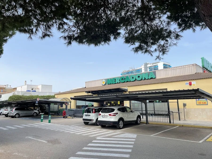 Supermercado Mercadona en Carretera Dearta a Puerto Alcudia, s/n, Santa Margalida