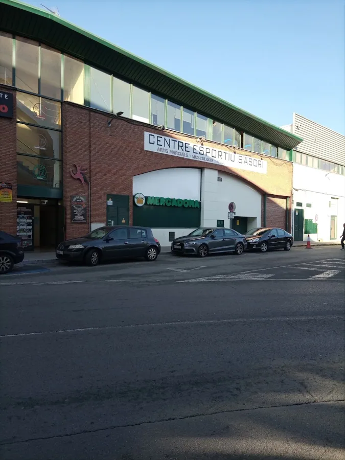 Supermercado Mercadona en Avenida Santiga, 20, Santa Perpètua de Mogoda