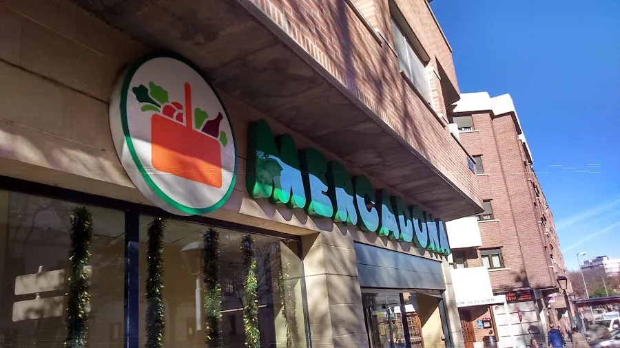 Supermercado Mercadona en Avenida Juan Carlos |, 22, Segovia
