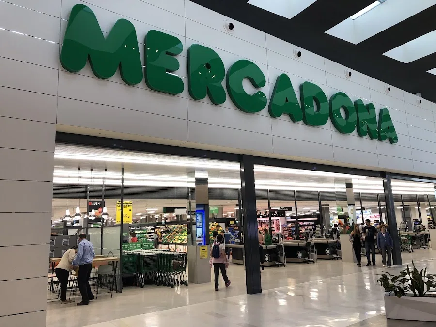 Supermercado Mercadona en Avenida de Palmas Altas, 1, Sevilla