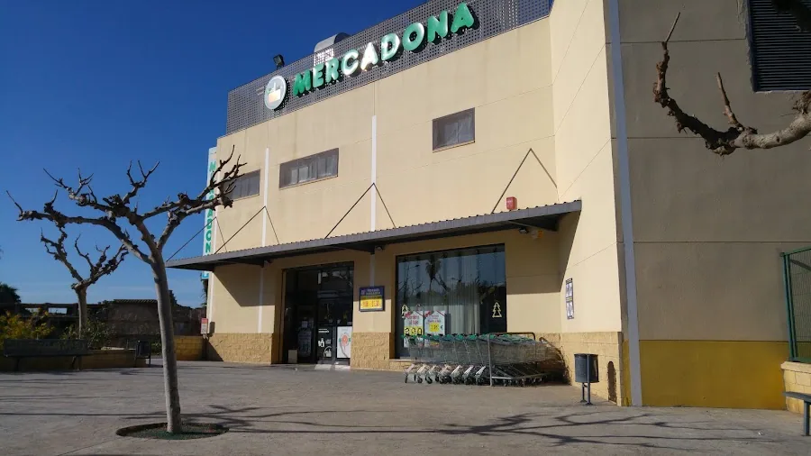 Supermercado Mercadona en Avenida de Gardient, 3, Sueca
