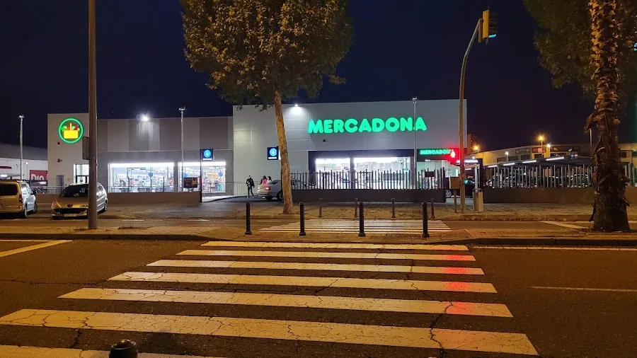 Supermercado Mercadona en Avenida Portugal, s/n, Talavera de la Reina