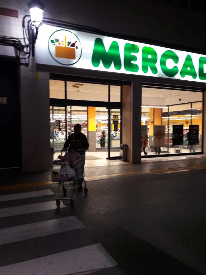 Supermercado Mercadona en Avenida Corts Valencianes, 39, Tavernes Blanques