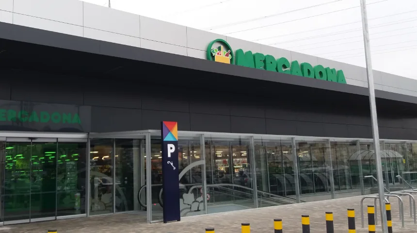 Supermercado Mercadona en Carretera de Matadepera, 249, Terrassa