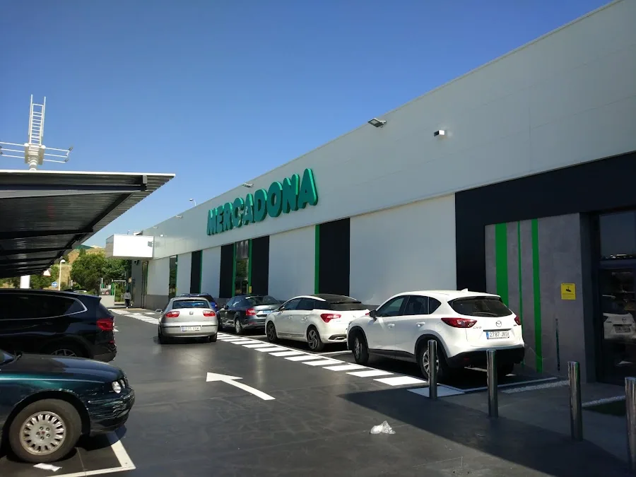Supermercado Mercadona en Avenida Madroños, Toledo
