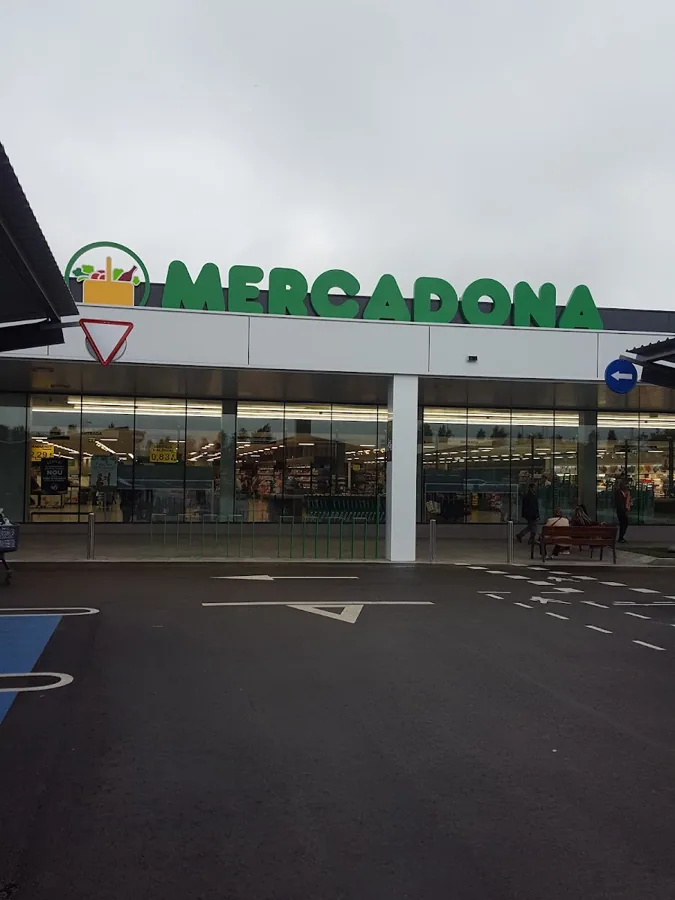 Supermercado Mercadona en Calle Sector Pla de Vall, Tordera