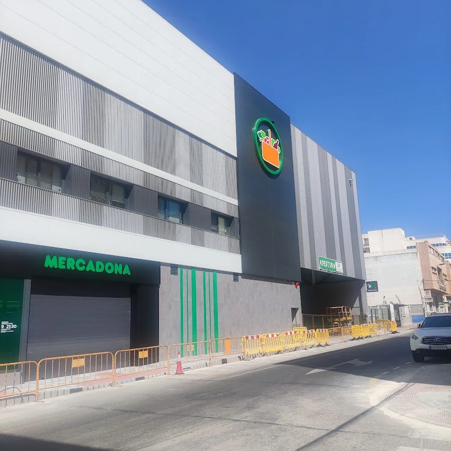Supermercado Mercadona en Calle Antonio Machado, 125, Torrevieja