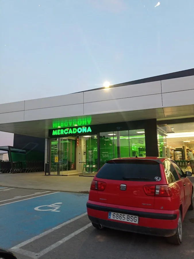 Supermercado Mercadona en Calle San Fernando, 19, Utiel