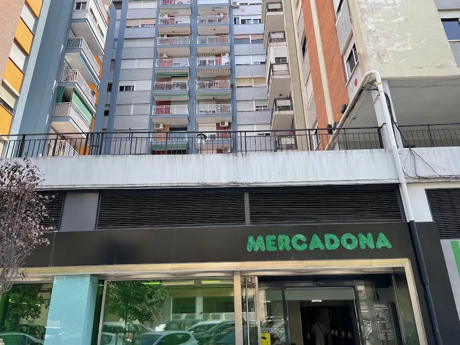 Supermercado Mercadona en Calle Pintor Maella, 3, Valencia