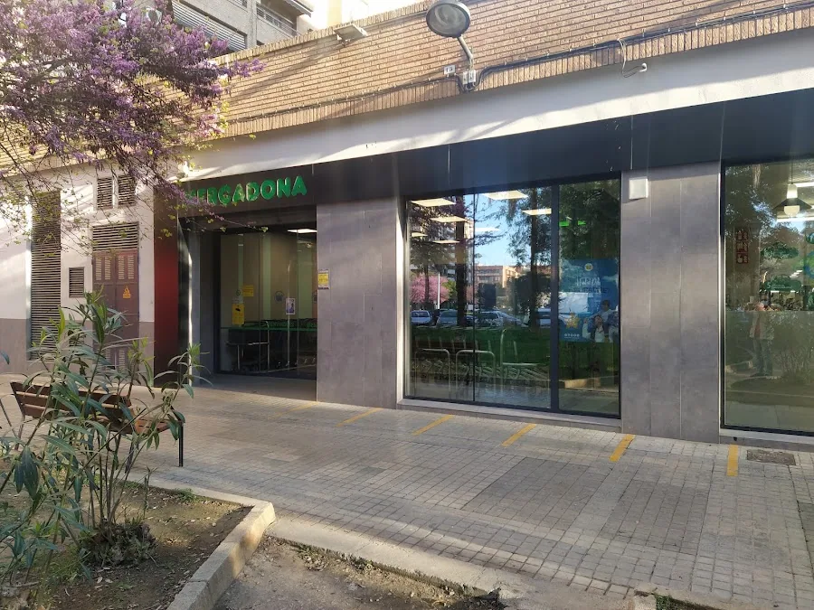Supermercado Mercadona en Calle Primero de Mayo, 31, Valencia