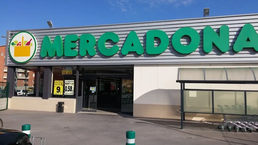 Supermercado Mercadona en Calle Sant Jaume, 37, Vic