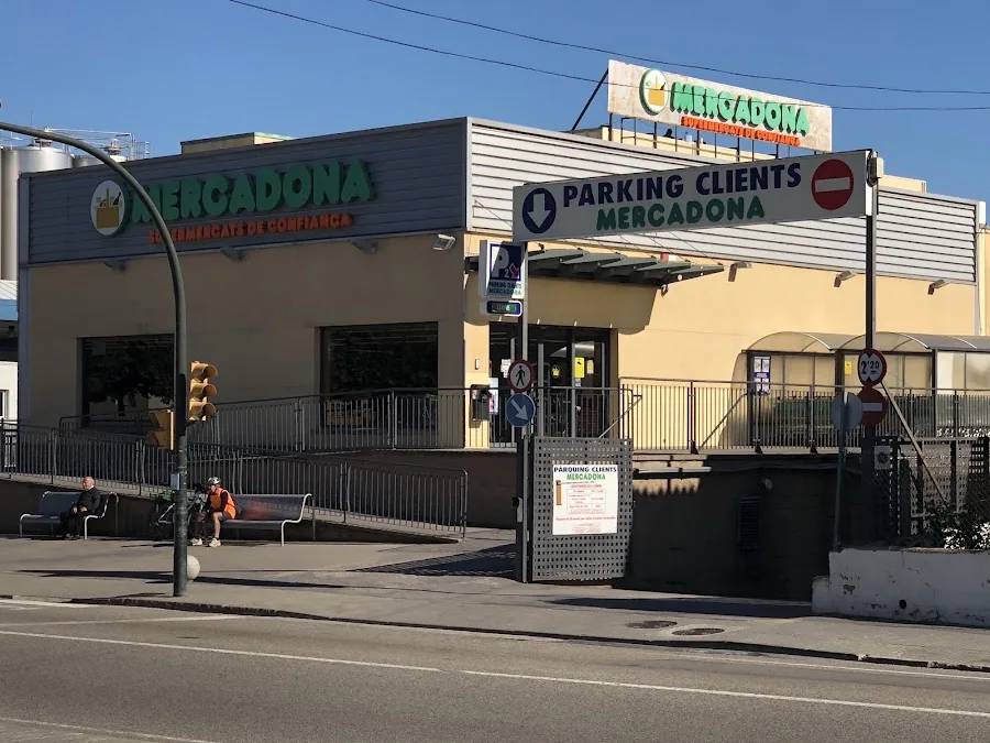 Supermercado Mercadona en Calle Costa Brava, 53, Vidreres