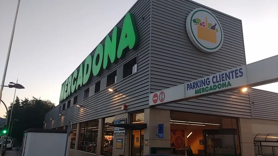 Supermercado Mercadona en Avenida Florida, 108, Vigo