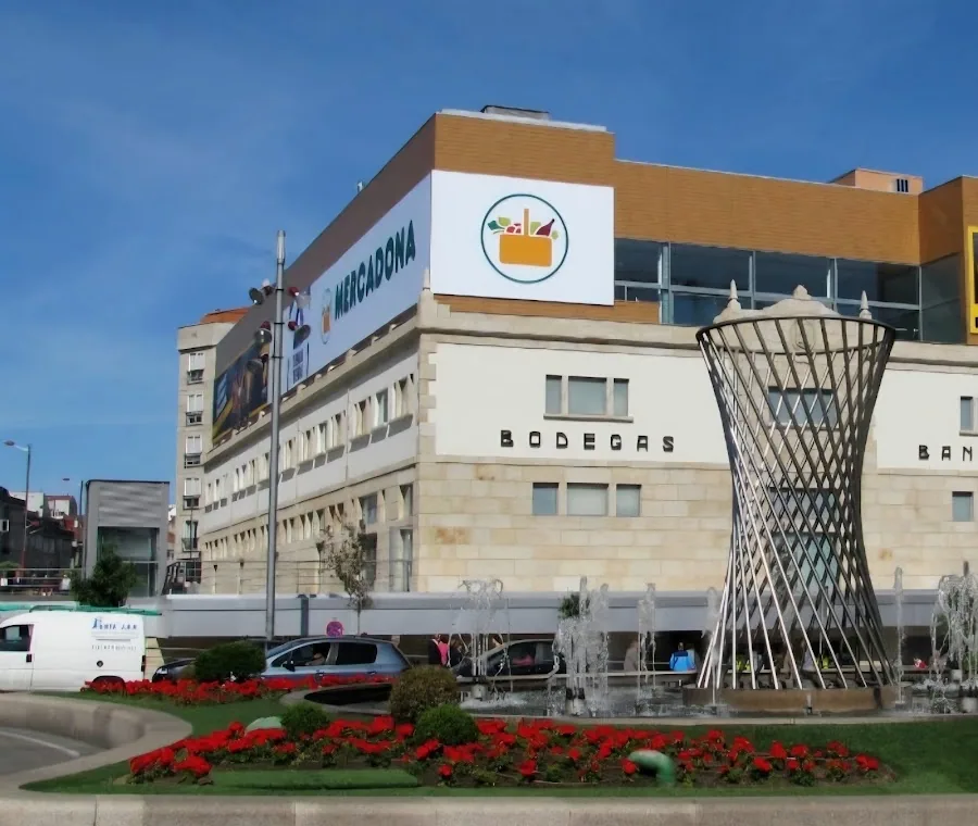 Supermercado Mercadona en Rúa Jacinto Benavente, 15, Vigo
