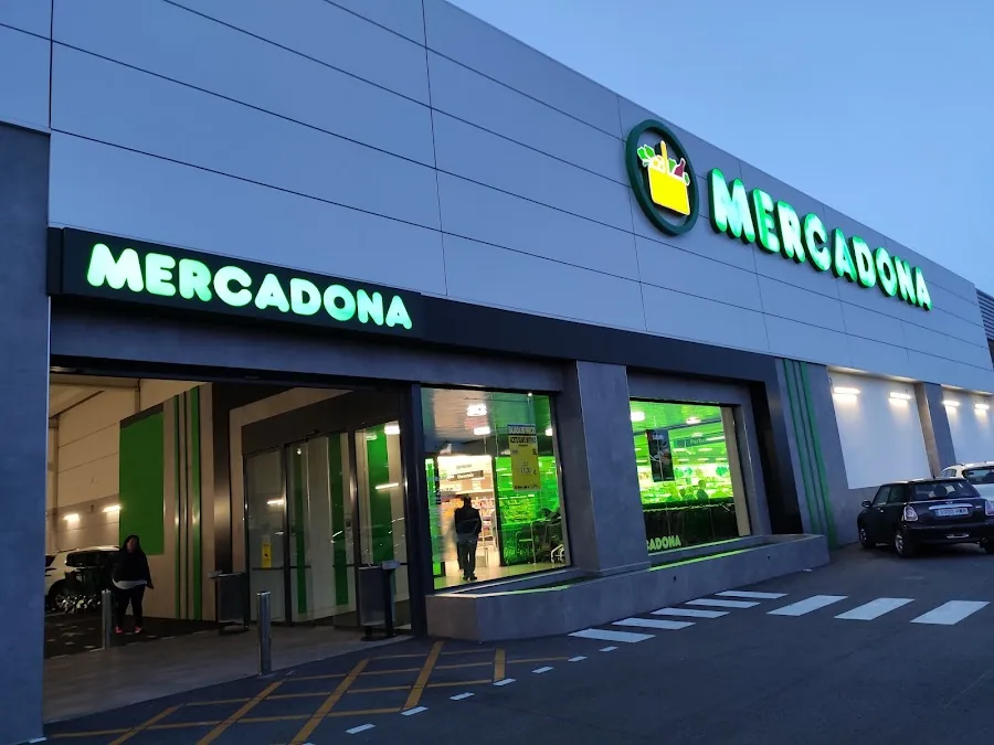Supermercado Mercadona en Calle Eulogio Oscáriz, s/n, Villanueva de Gállego