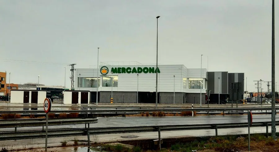Supermercado Mercadona en Calle Viejo de Rosell, 2b, Vinaròs